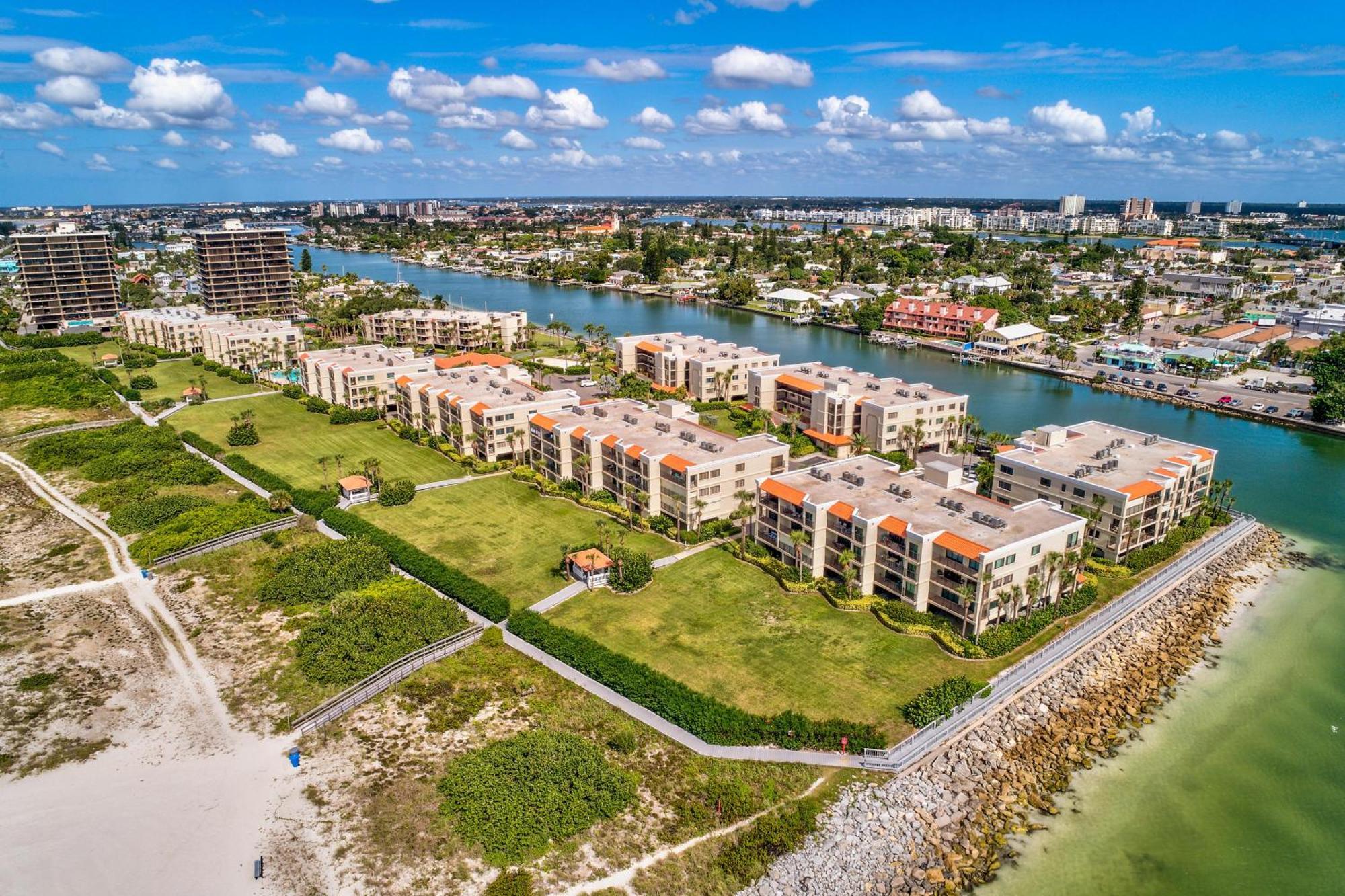 Land'S End 3-205 Bay Front - Premier Villa St. Pete Beach Luaran gambar